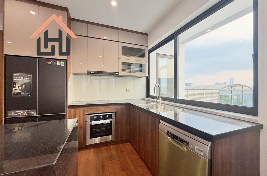 A Bright and Elegant 4 Bedroom Home with Lakeview in Tay Ho, Hanoi