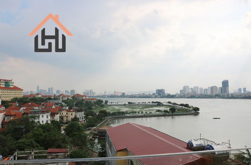Bright 3BR apartment in West Lake, Hanoi