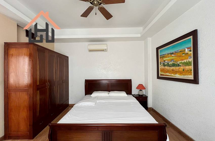 Nice apartment with balcony and lake view for rent in Truc Bach Area, Ba Dinh District, Hanoi