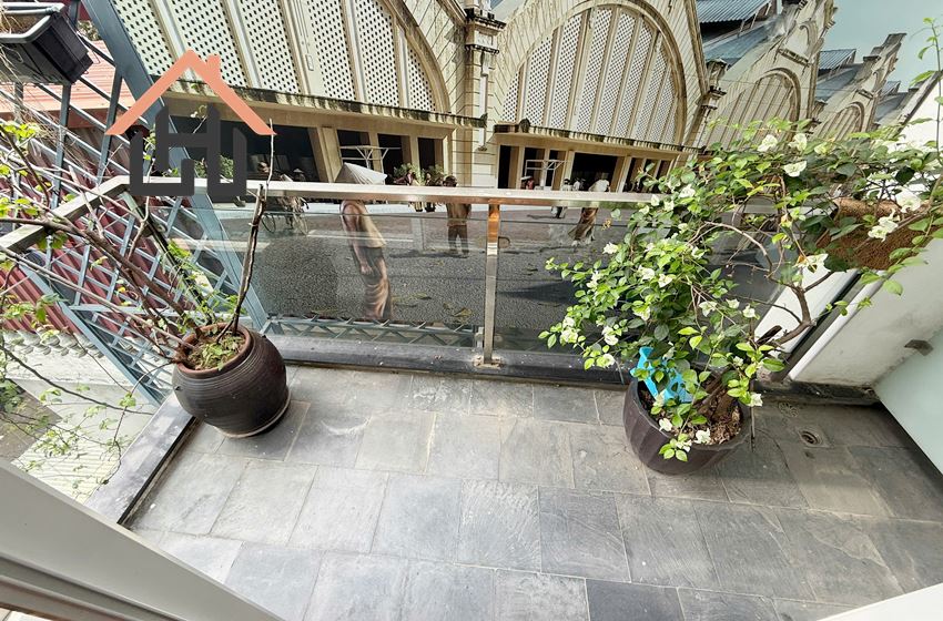 A stylish 1-bedroom, 1-bathroom apartment in Tay Ho, Hanoi