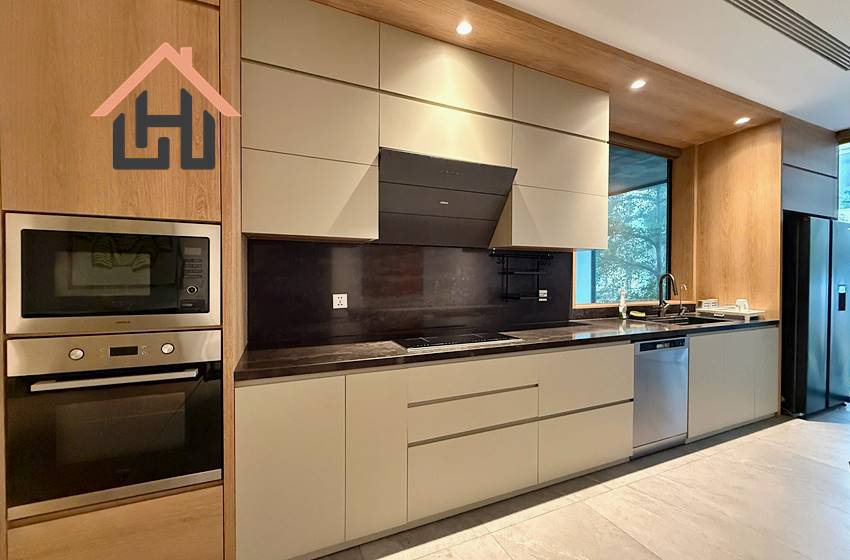 Luxury four bedroom serviced apartment for rent in Tay Ho, Hanoi