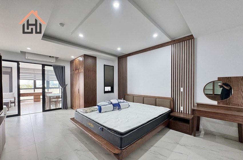 Full of light 1 bedroom apartment for rent in Tay Ho, Hanoii