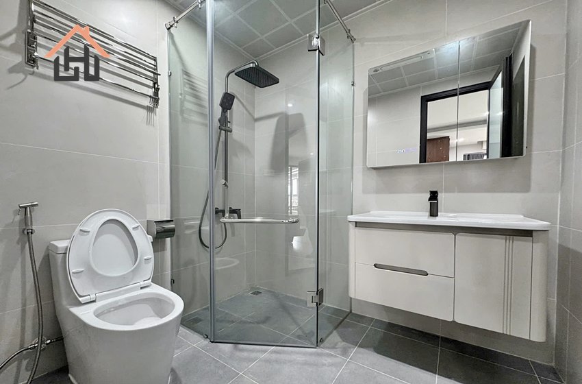 Full of light 1 bedroom apartment for rent in Tay Ho, Hanoii